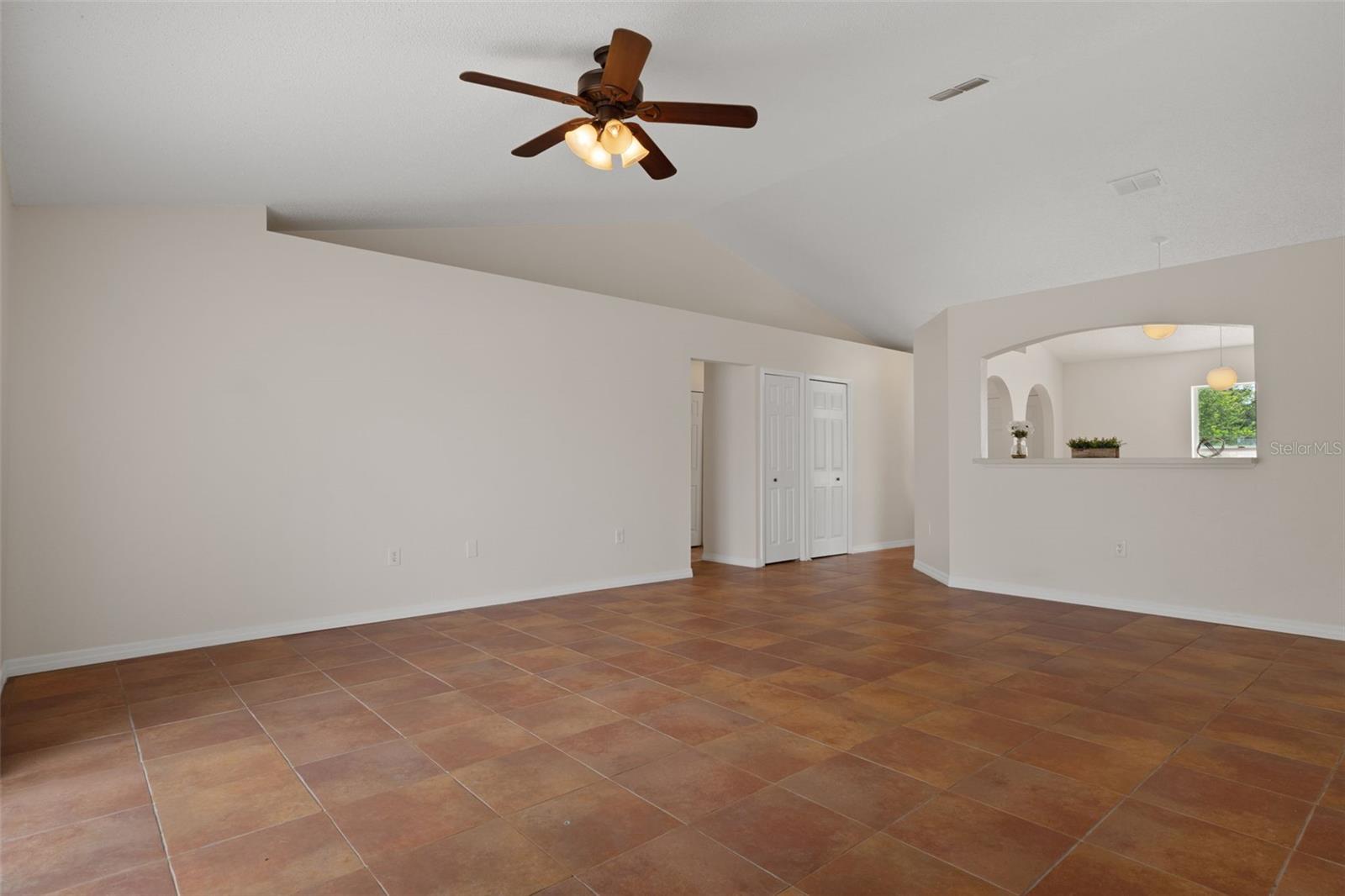 11005 Matterhorn Ct Property Photo 14