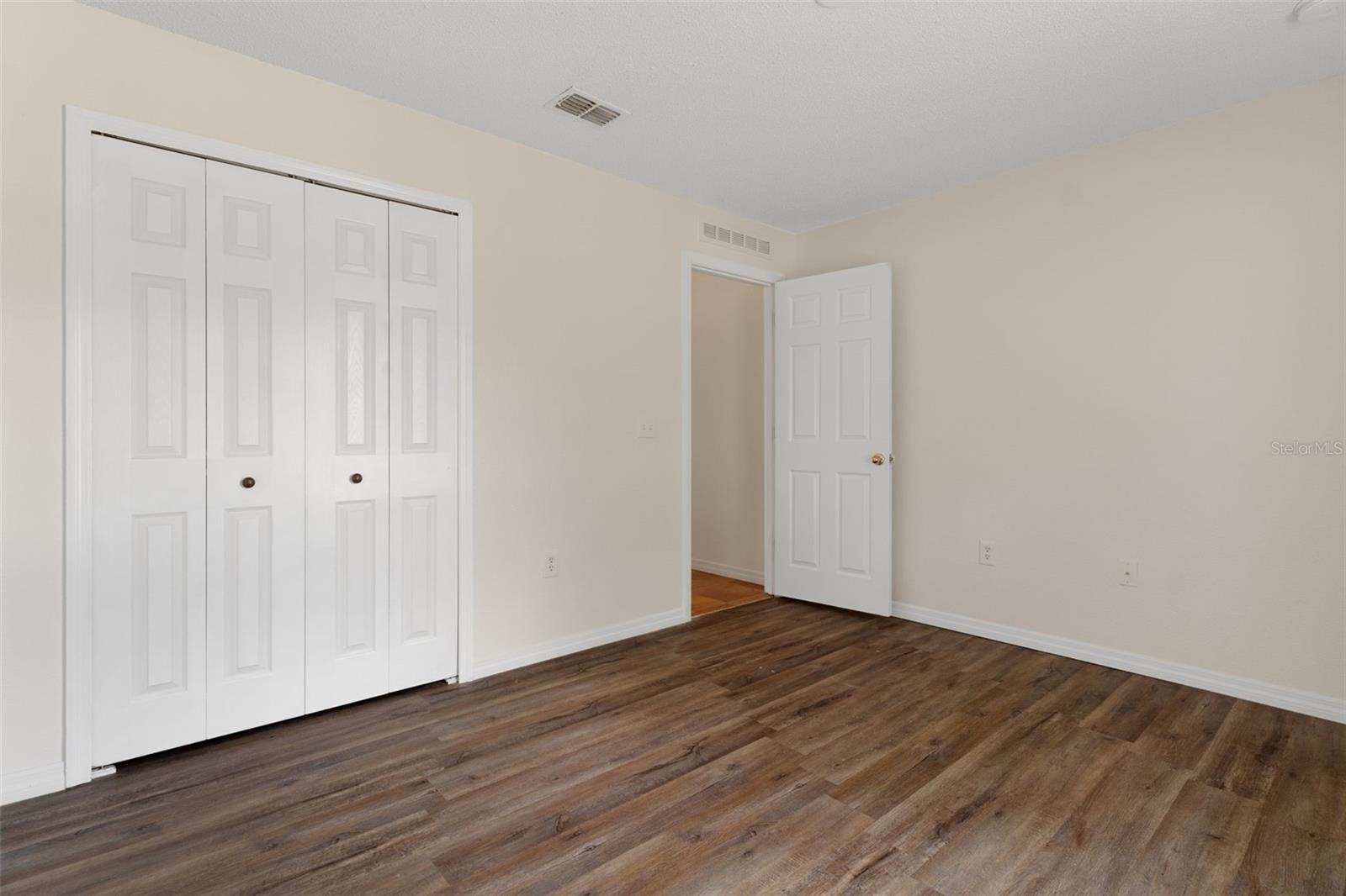 11005 Matterhorn Ct Property Photo 32