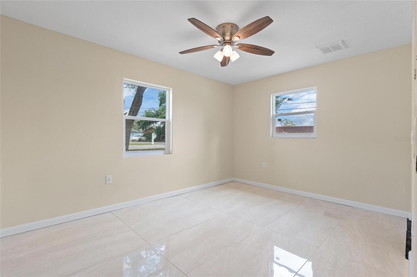 743 Bayshore Dr Property Photo 10