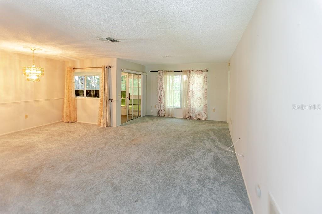 6402 Ocean Pines Ln Property Photo 7