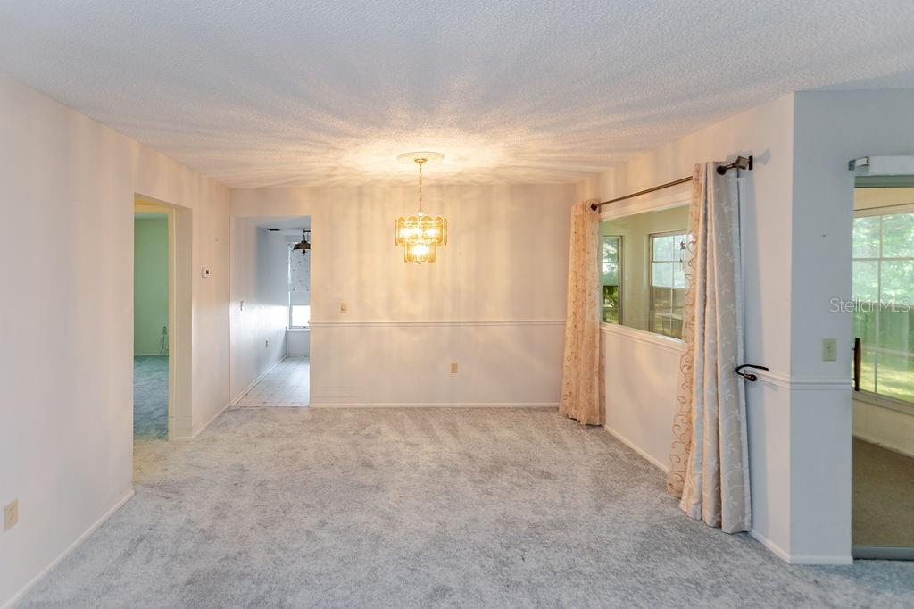 6402 Ocean Pines Ln Property Photo 9