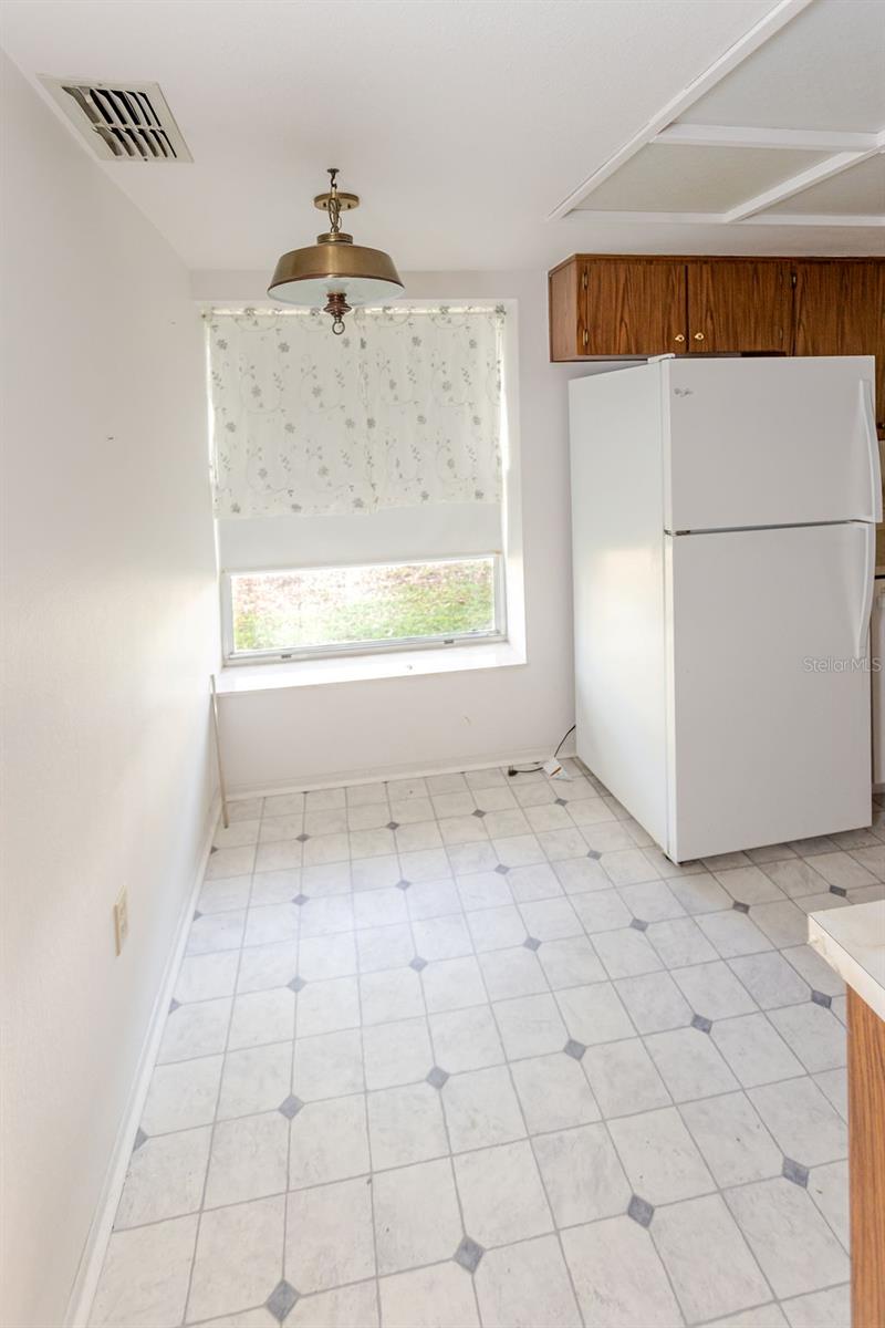 6402 Ocean Pines Ln Property Photo 10