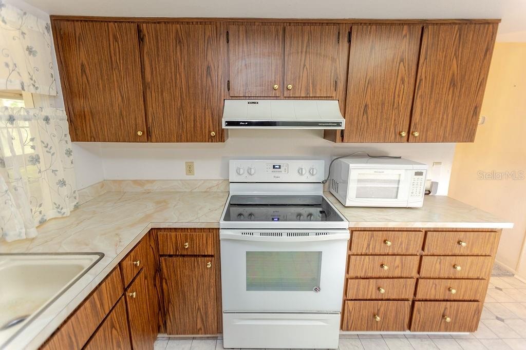 6402 Ocean Pines Ln Property Photo 14