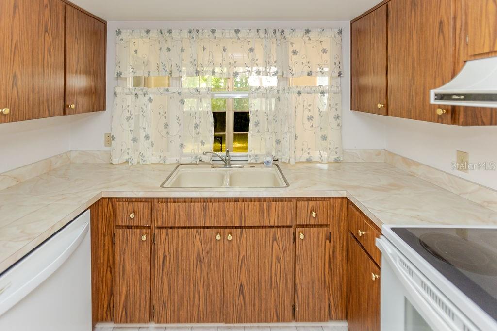 6402 Ocean Pines Ln Property Photo 15
