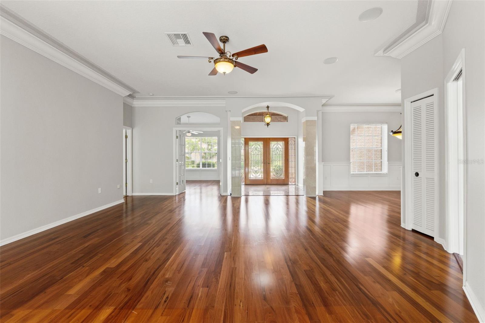 6153 New Osprey Pt Property Photo 14