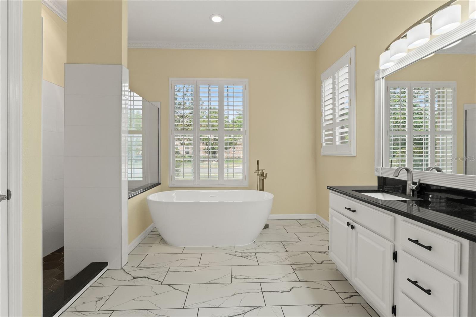 6153 New Osprey Pt Property Photo 33