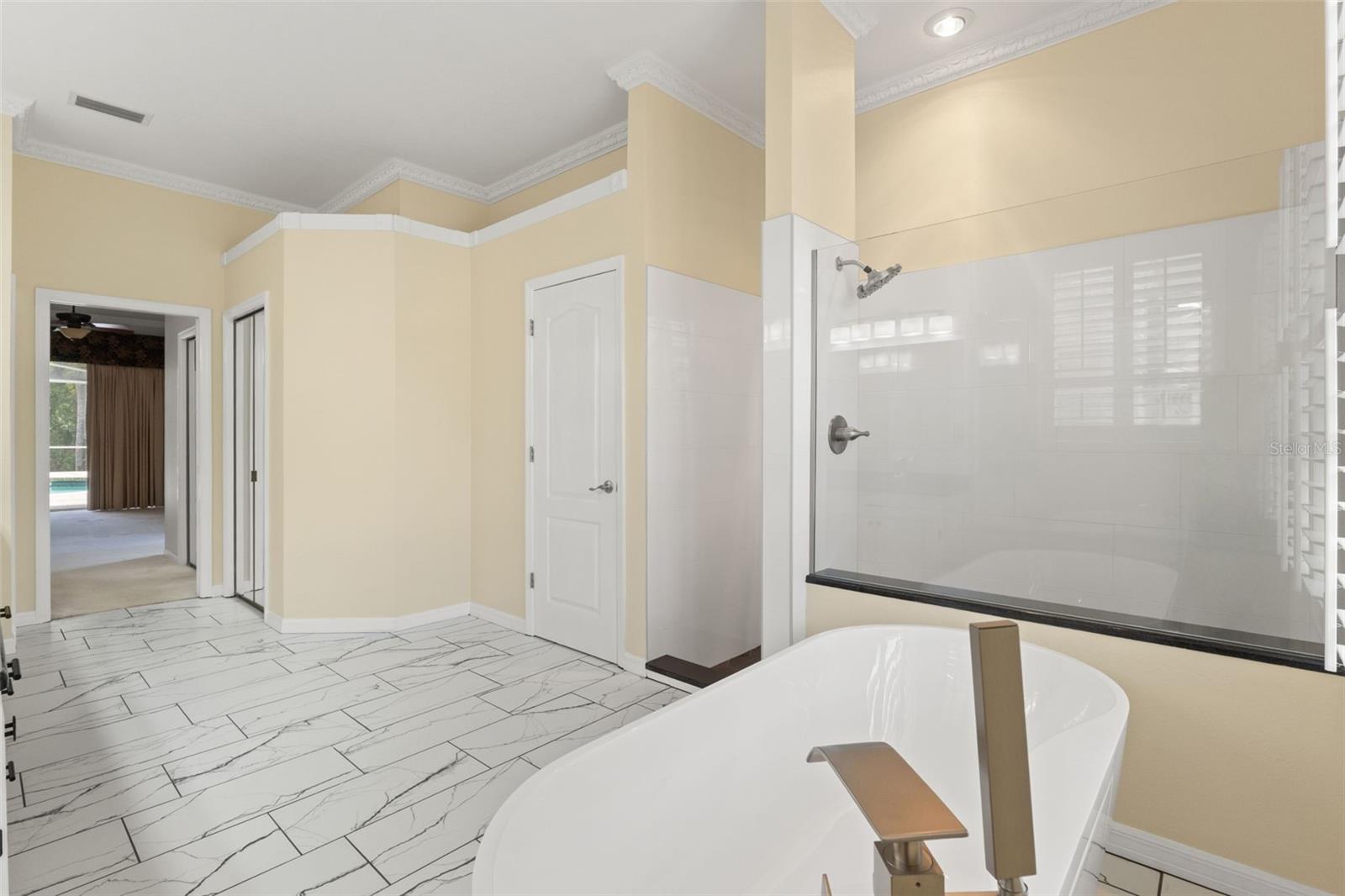 6153 New Osprey Pt Property Photo 36