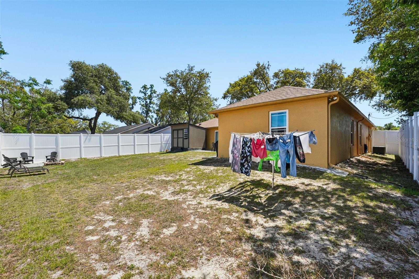 10423 Bradford St Property Photo 35