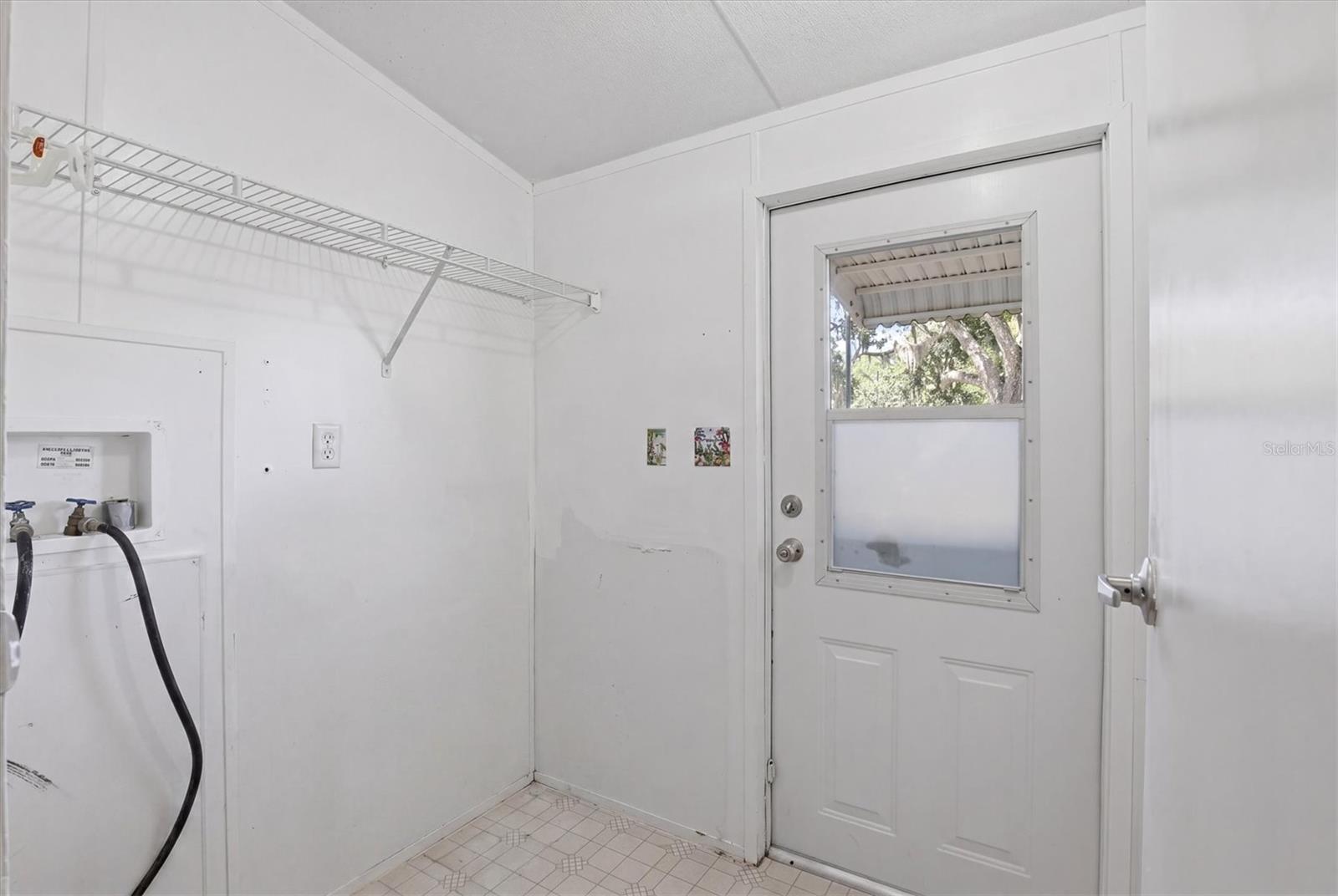 6169 Waverly Rd Property Photo 24