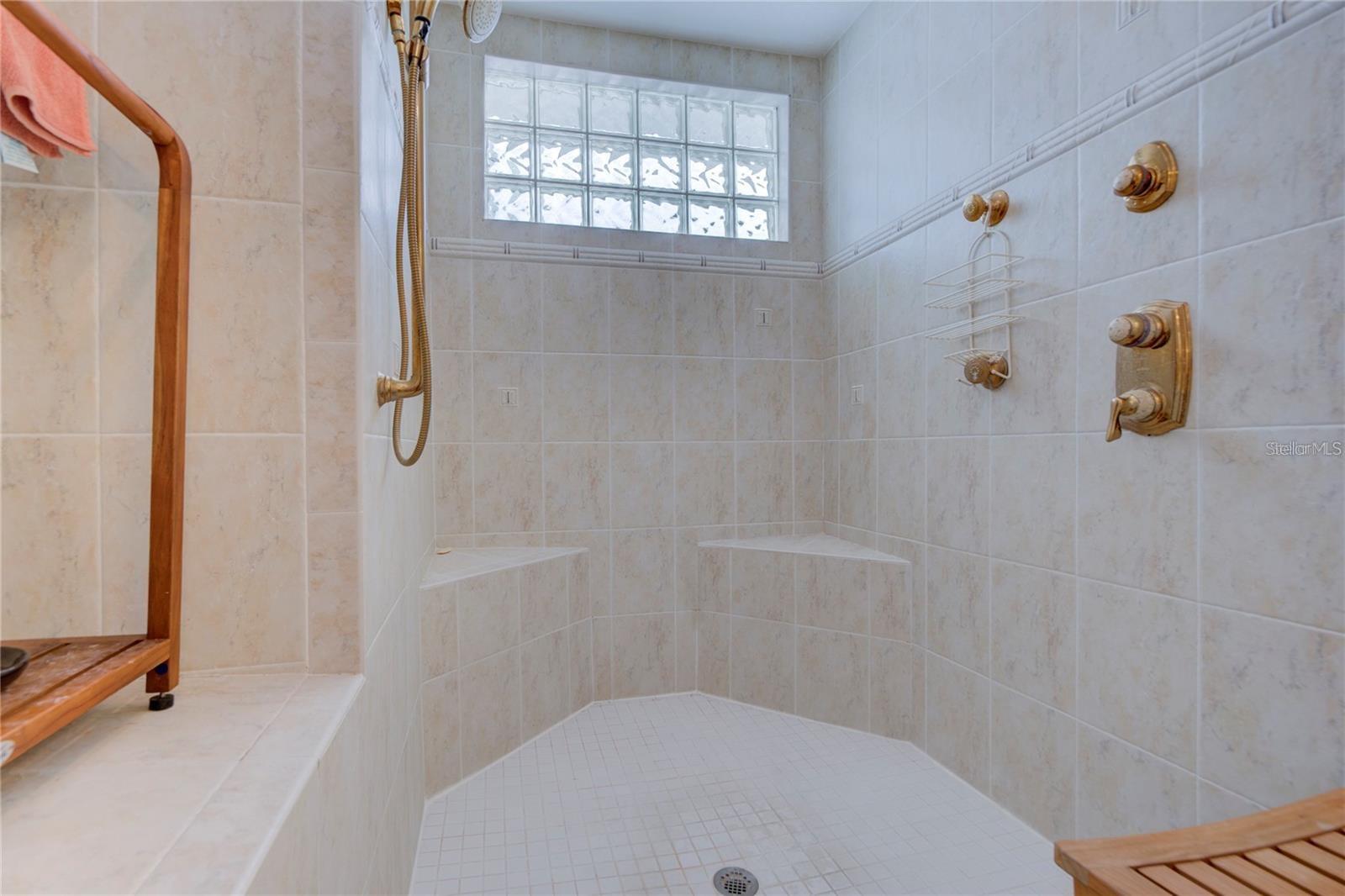 7352 Gulf Way Property Photo 28