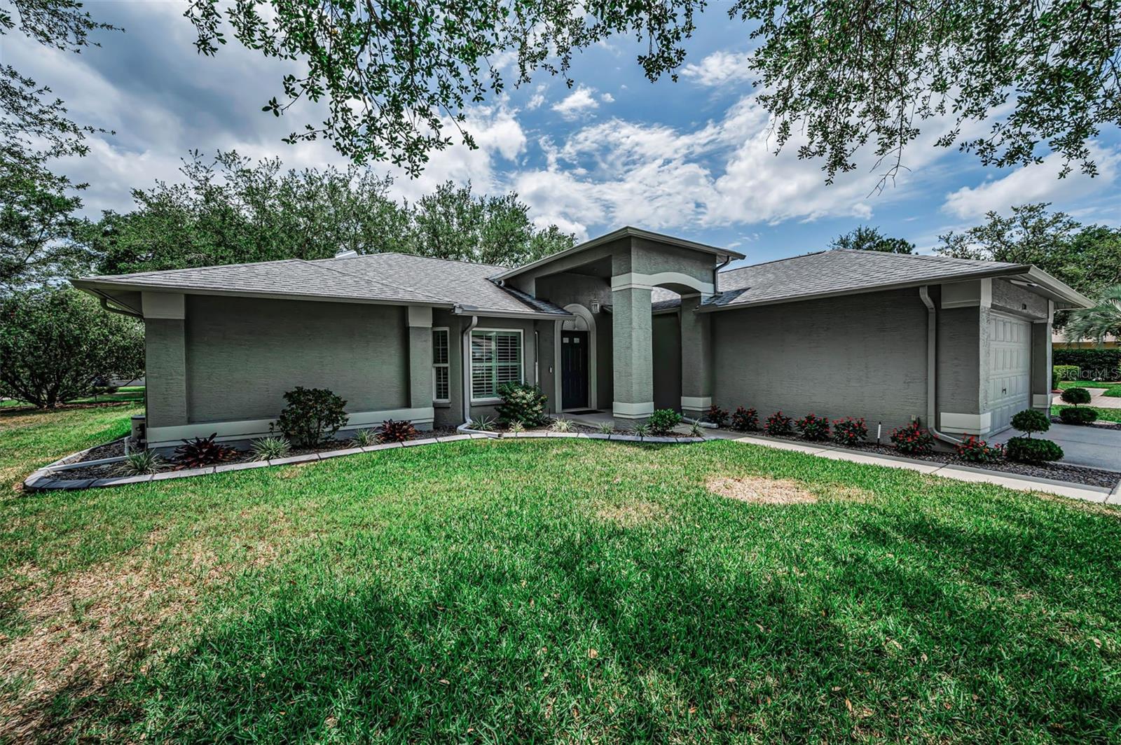 1300 Fallowfield Dr Property Photo 3