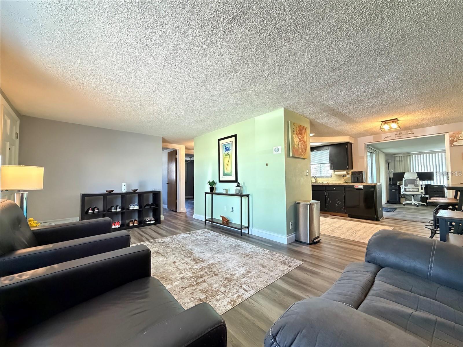 3118 Elkridge Dr Property Photo 6