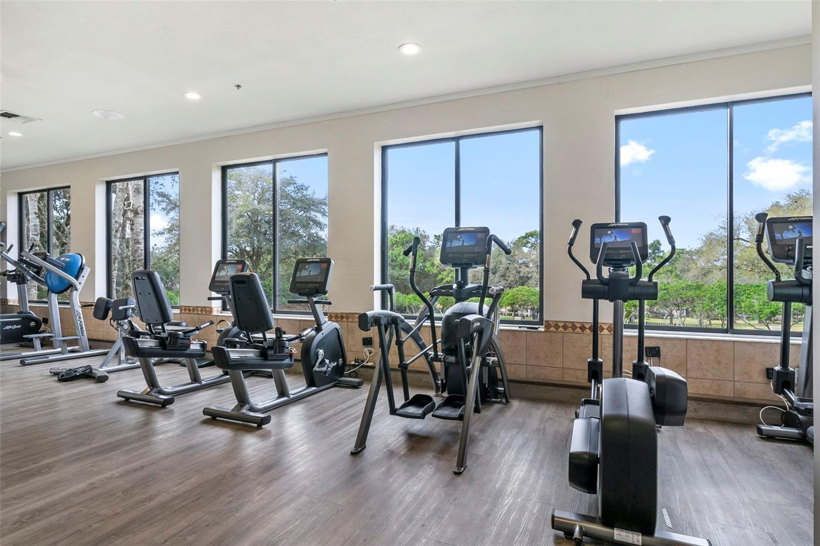 3975 N Grayhawk Loop Property Photo 88