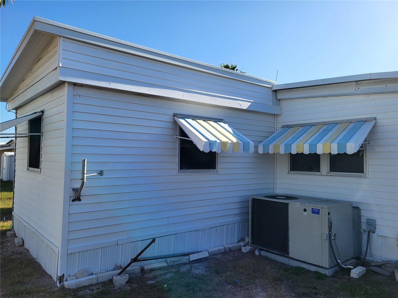 12017 Cartwright Dr Property Photo 3
