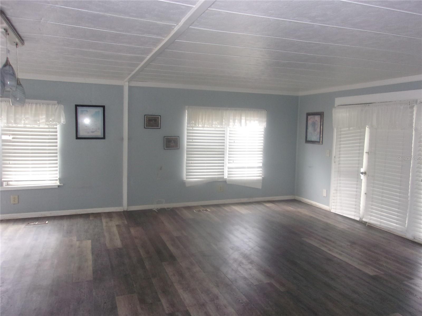 12017 Cartwright Dr Property Photo 16