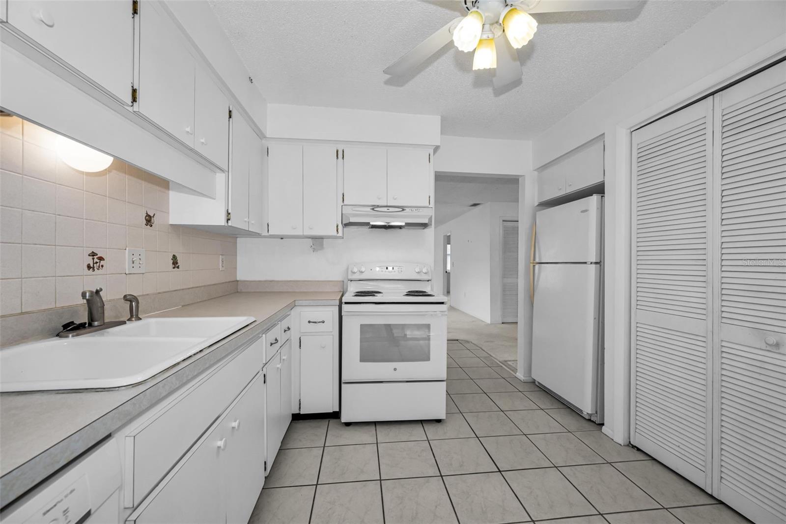 3815 Penrick Dr #0 Property Photo 14