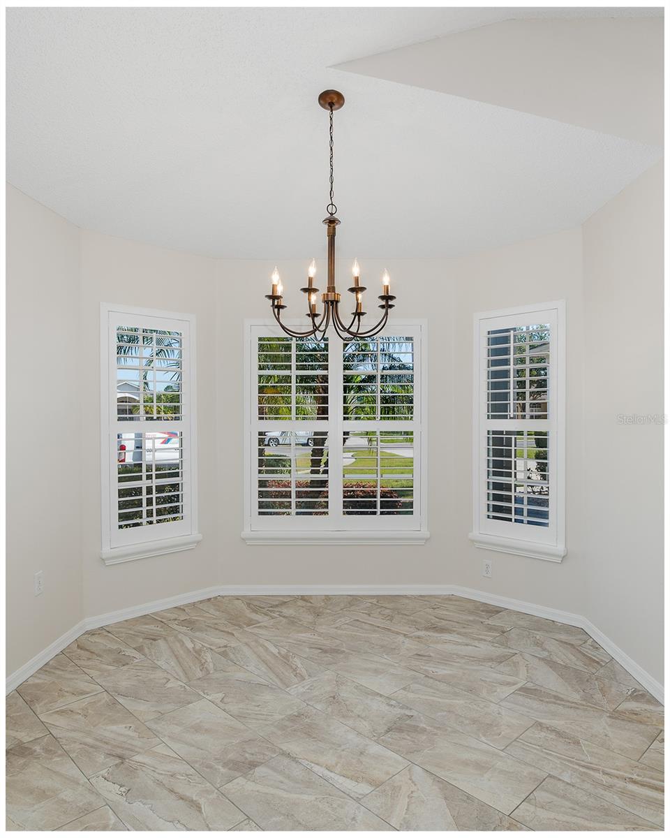 11428 Hidden Cove Ct Property Photo 9