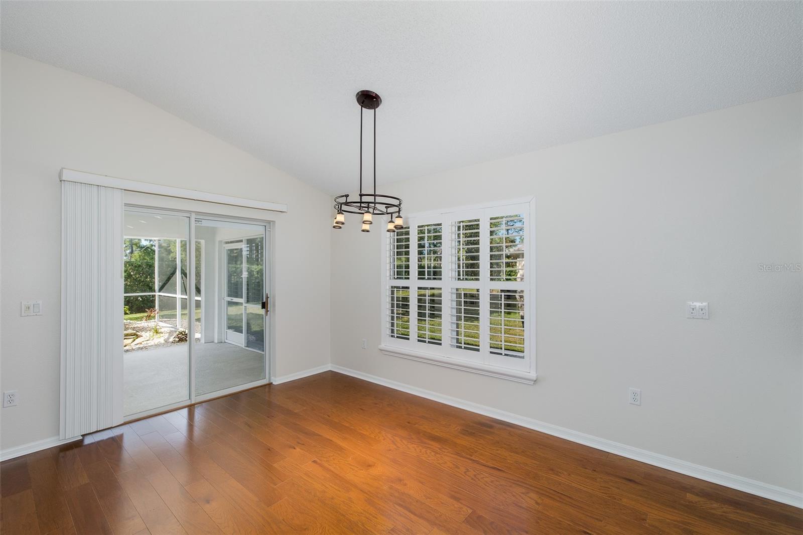 11428 Hidden Cove Ct Property Photo 20