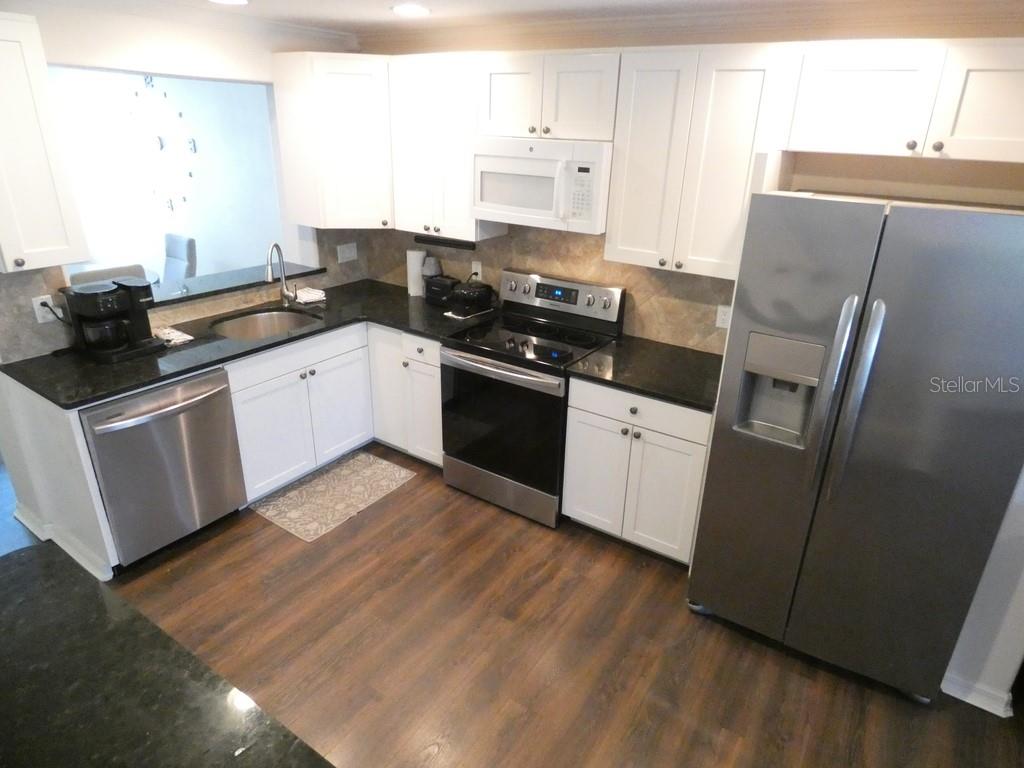 2554 Sea Wind Way Property Photo 2