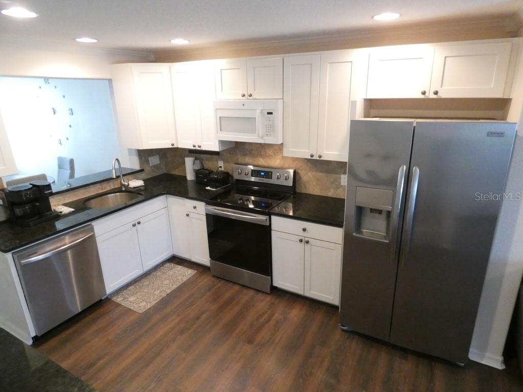 2554 Sea Wind Way Property Photo 8