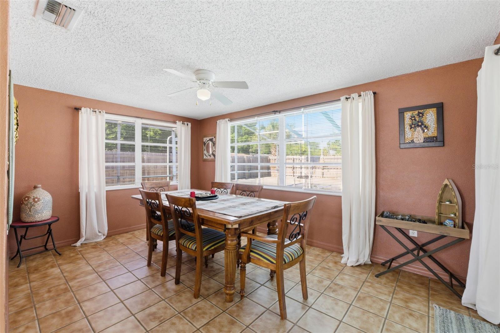 8829 Eileen Dr Property Photo 10