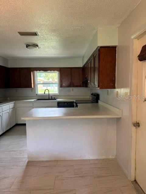 12 Spring Loop Property Photo 5