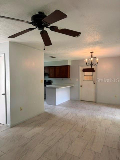 12 Spring Loop Property Photo 7