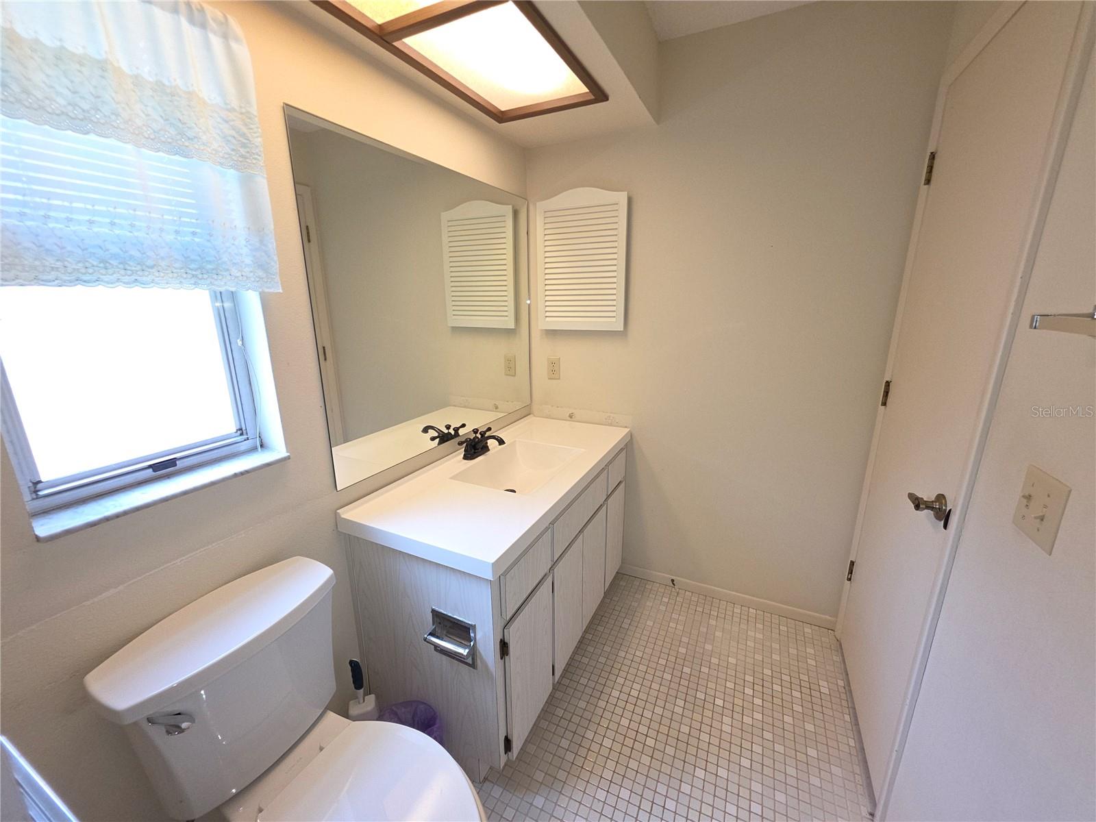 6264 Darien Way Property Photo 12