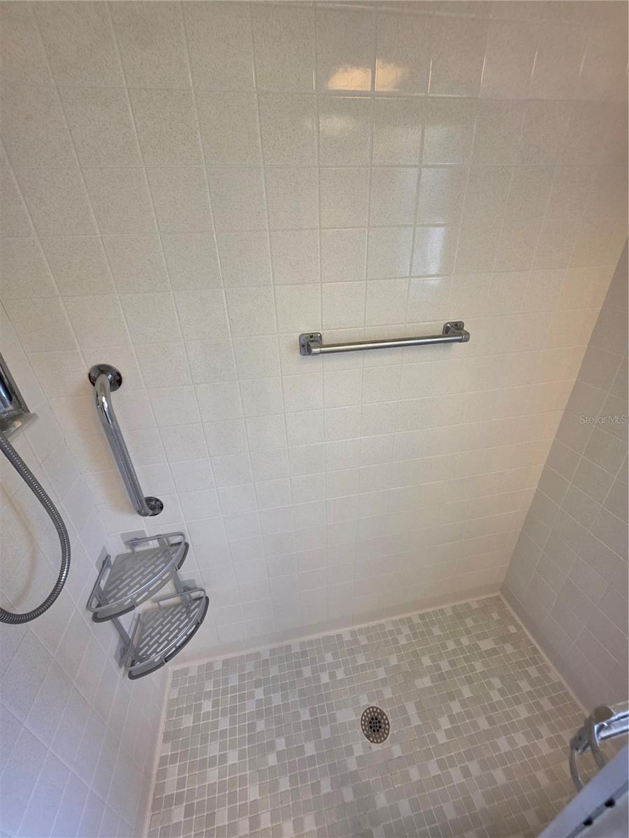 6264 Darien Way Property Photo 13