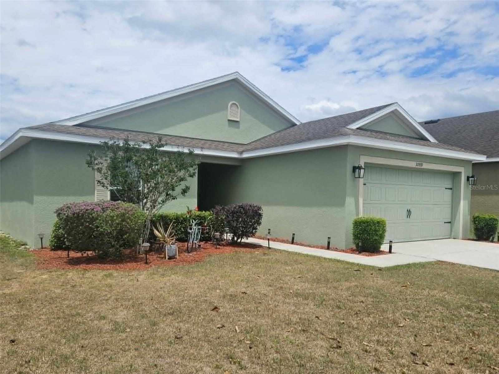 30939 WATER LILY DR