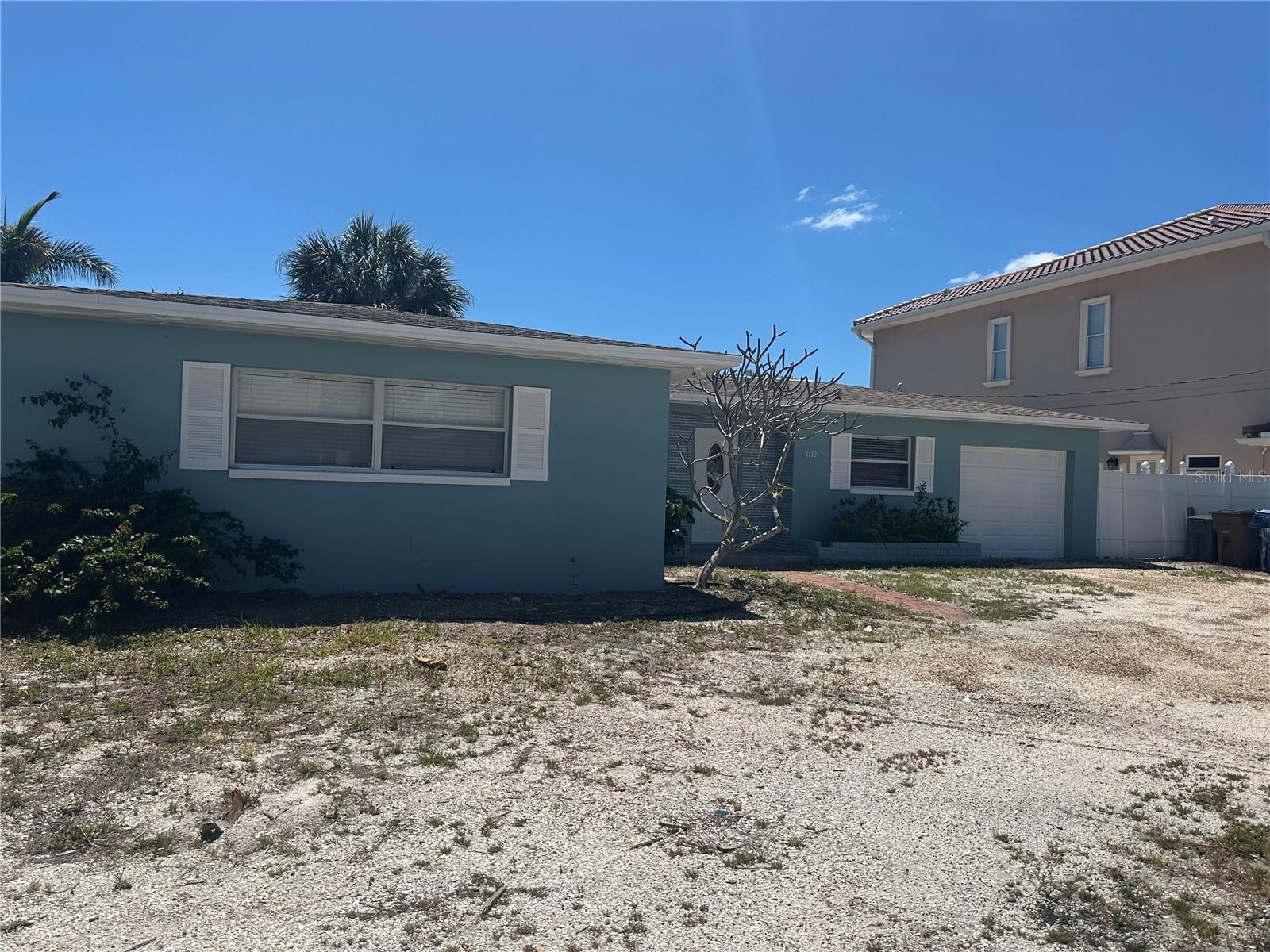 W7885357 Property Photo 3
