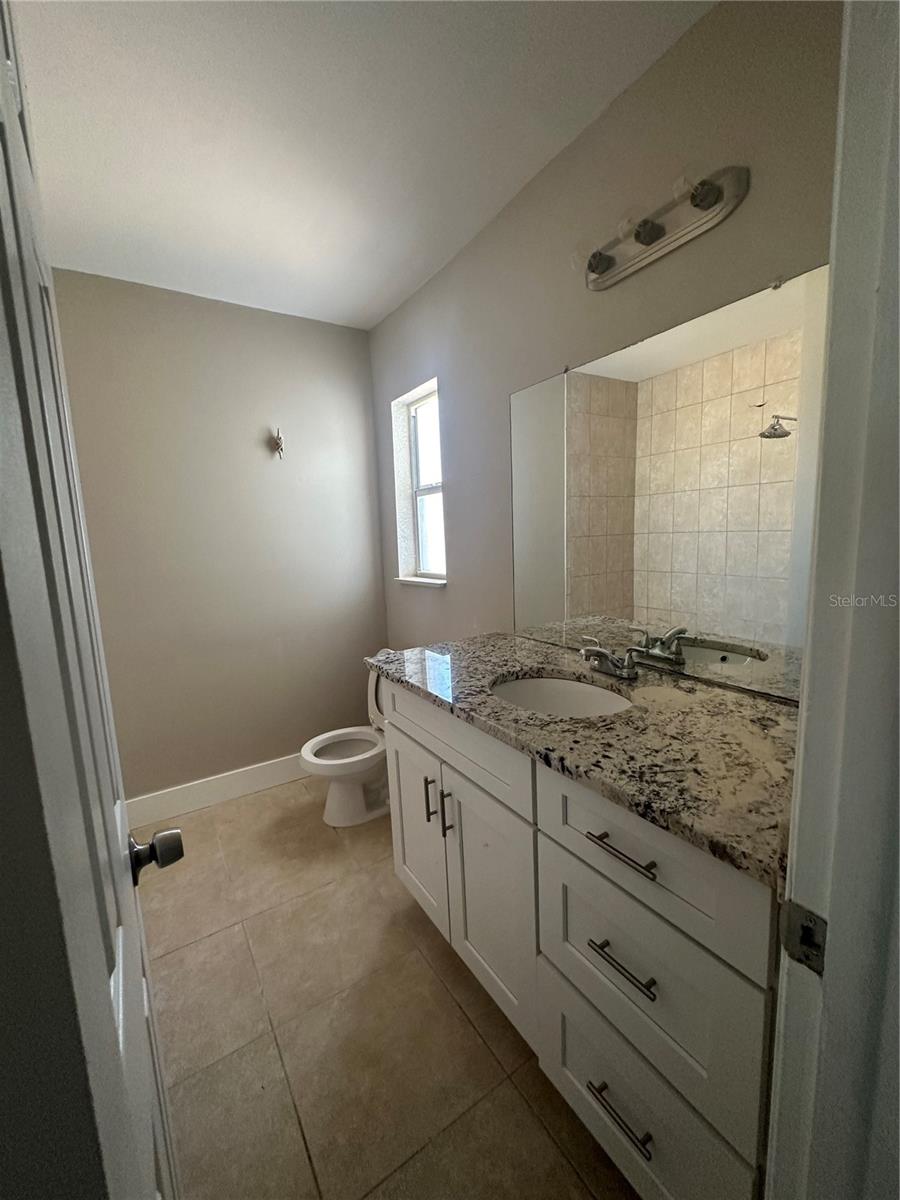 W7885357 Property Photo 8