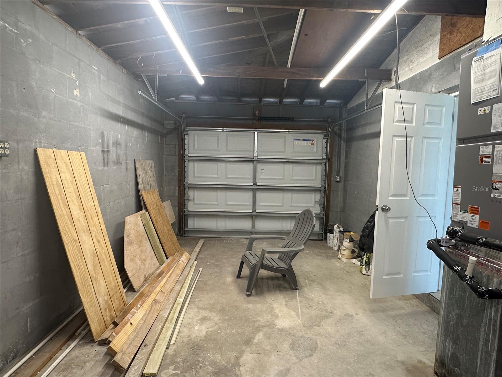 W7885357 Property Photo 14
