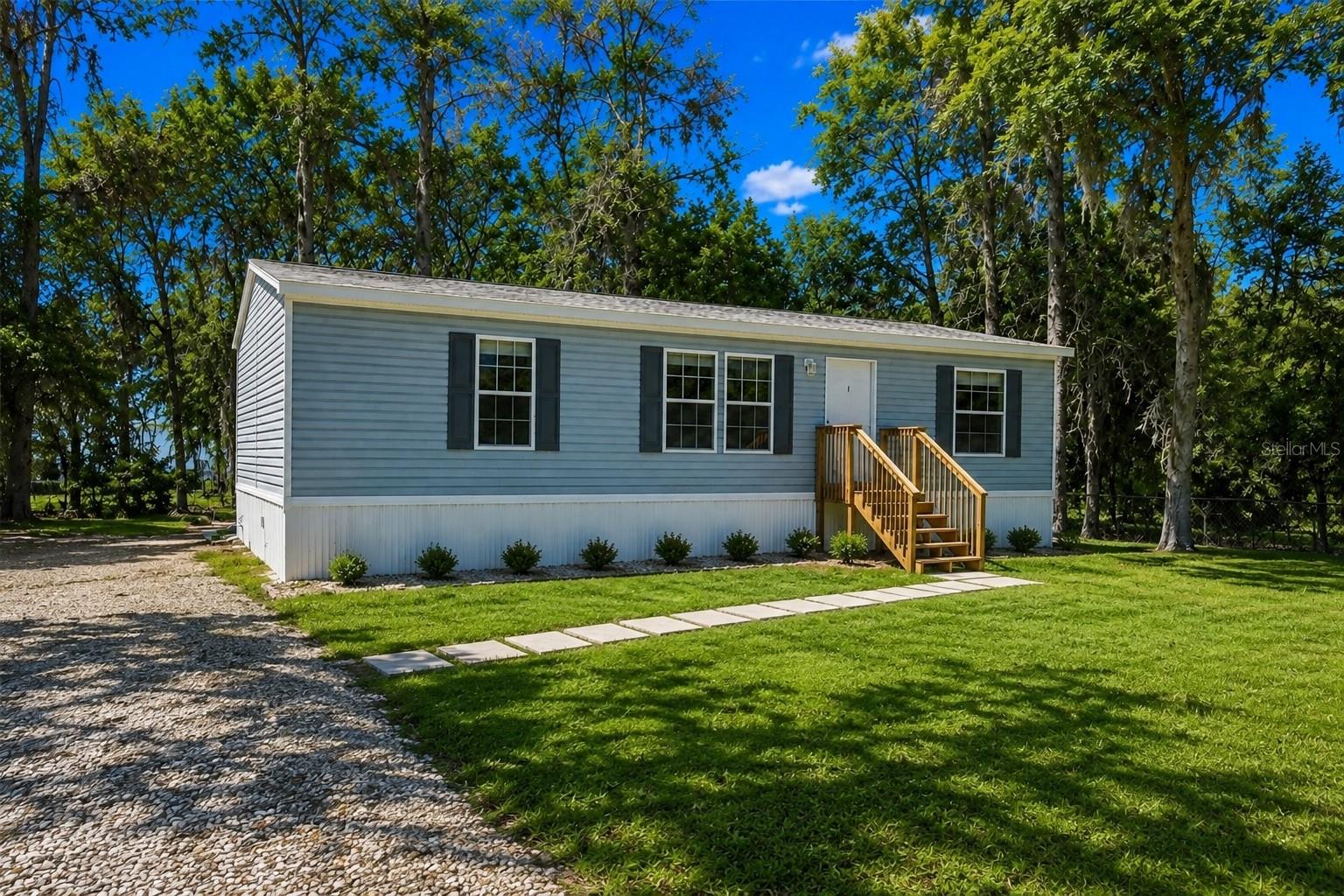 4540 N WINCHESTER TER