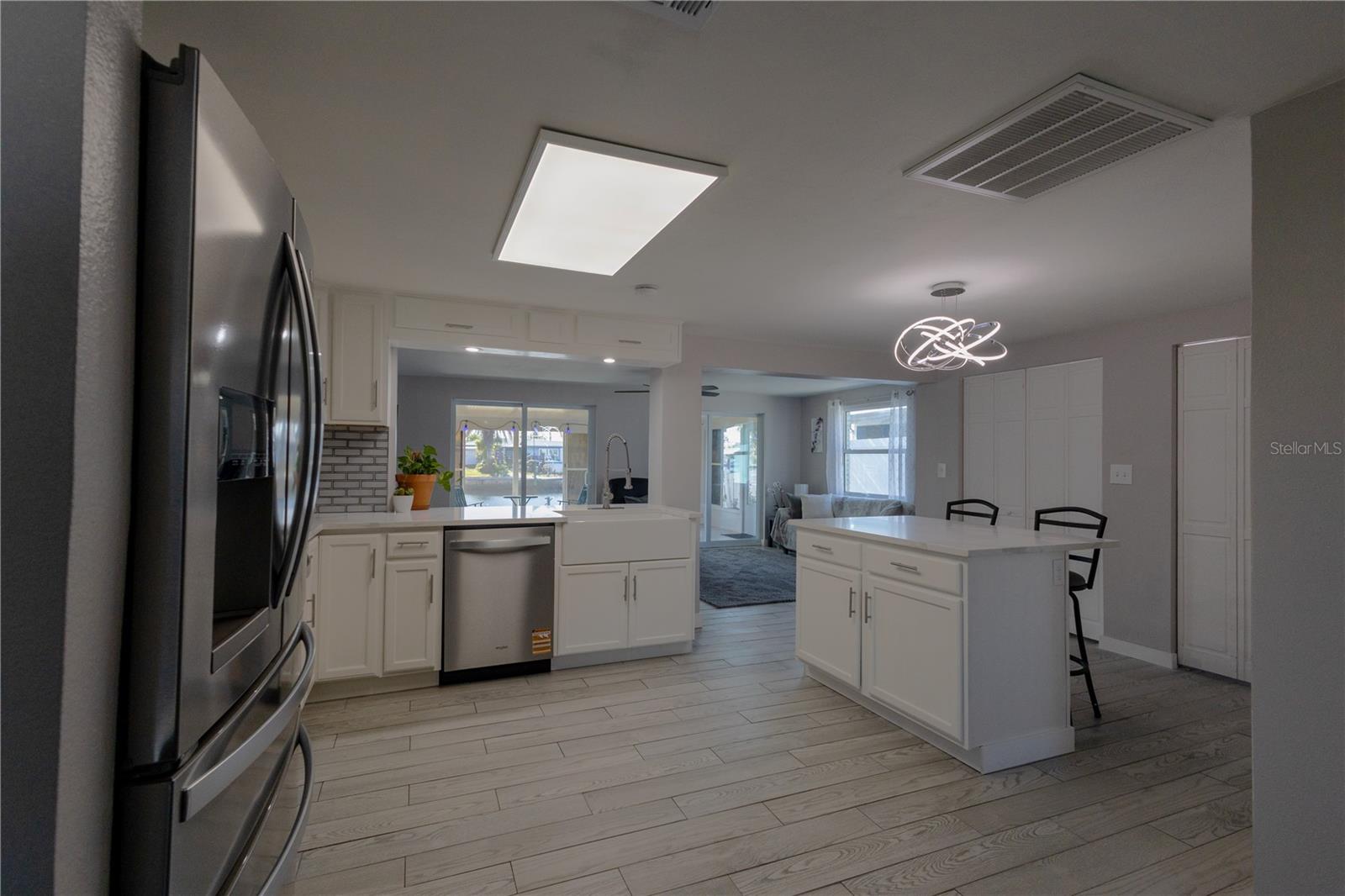 12739 1st Isle Property Photo 8