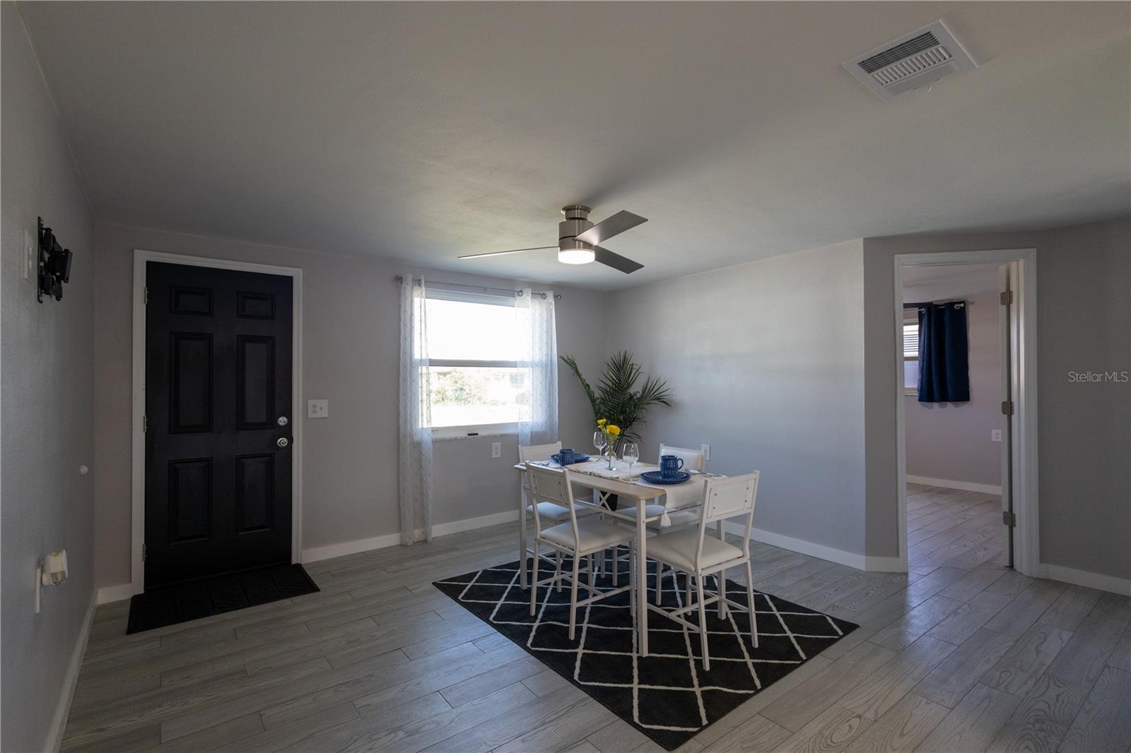 12739 1st Isle Property Photo 32