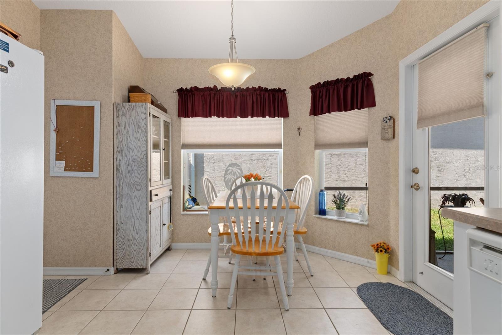 382 Royal Palm Way Property Photo 19