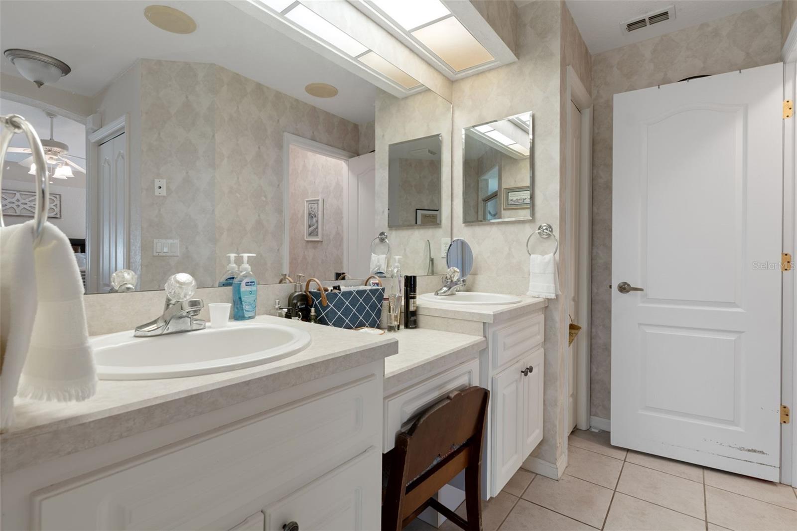 382 Royal Palm Way Property Photo 27