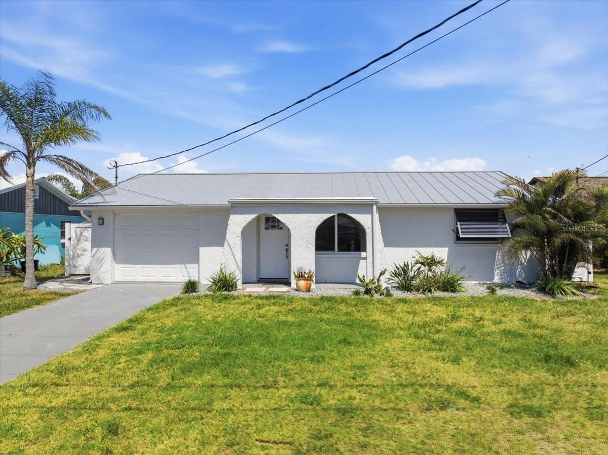 13902 Barnard Ave Property Photo 2
