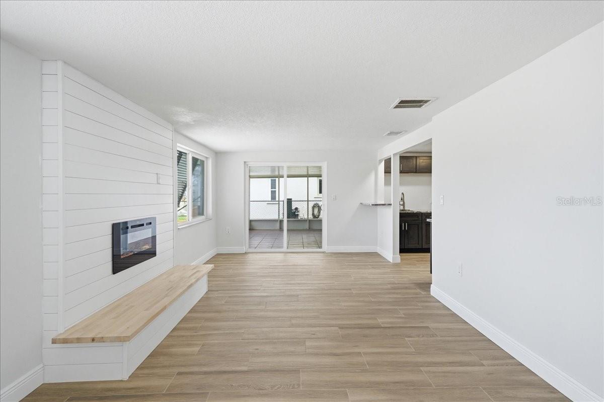13902 Barnard Ave Property Photo 9