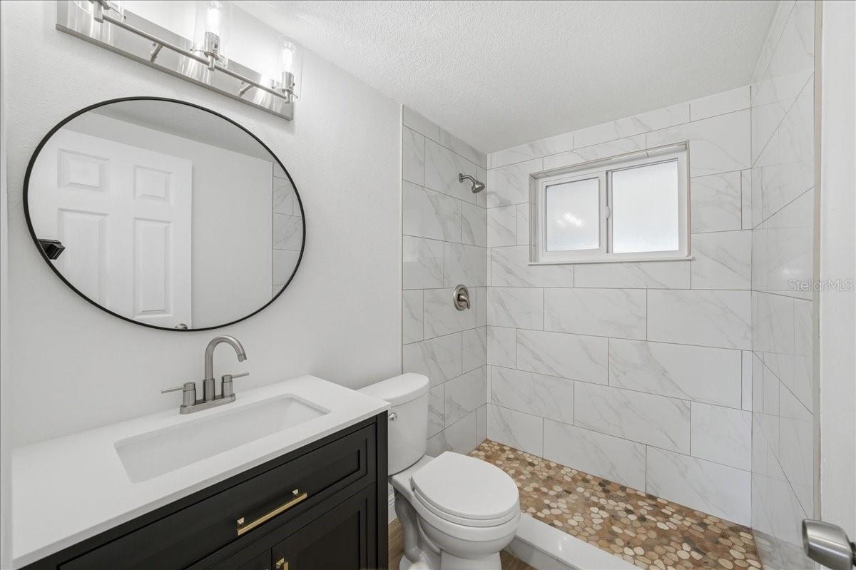 13902 Barnard Ave Property Photo 12