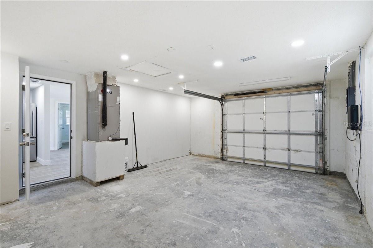 13902 Barnard Ave Property Photo 14