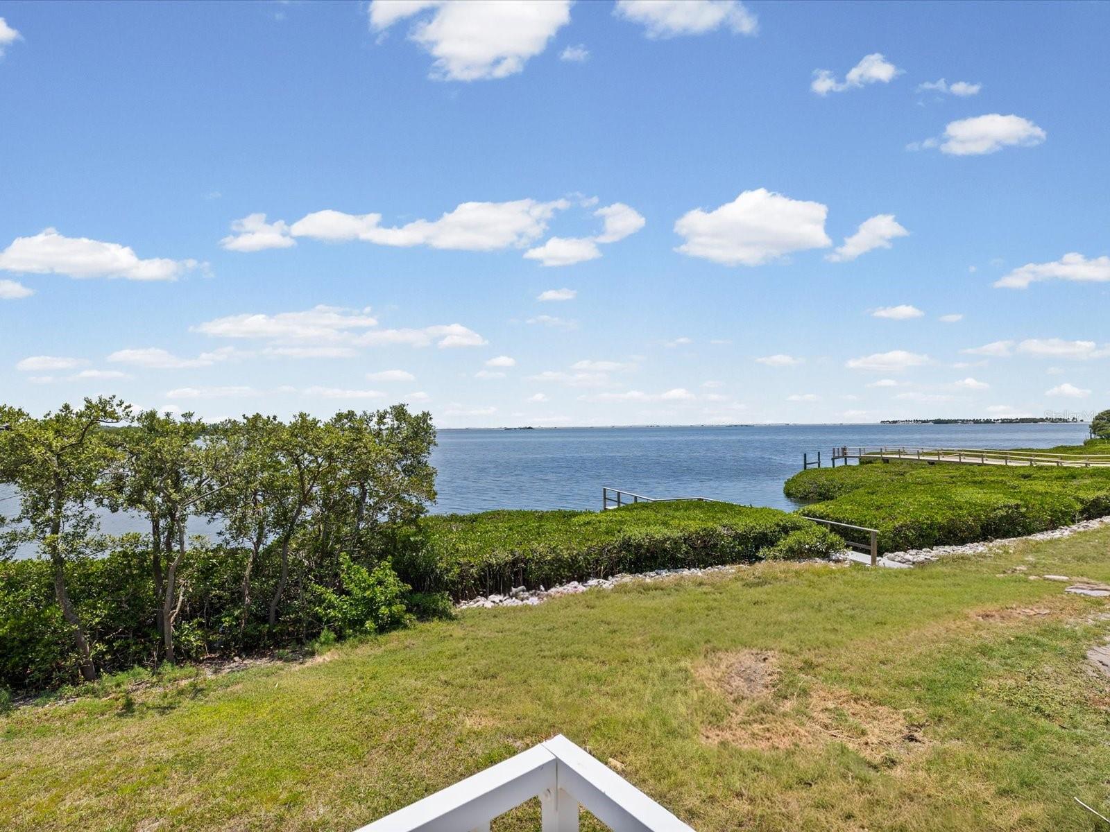 1647 Sea Breeze Dr Property Photo 20