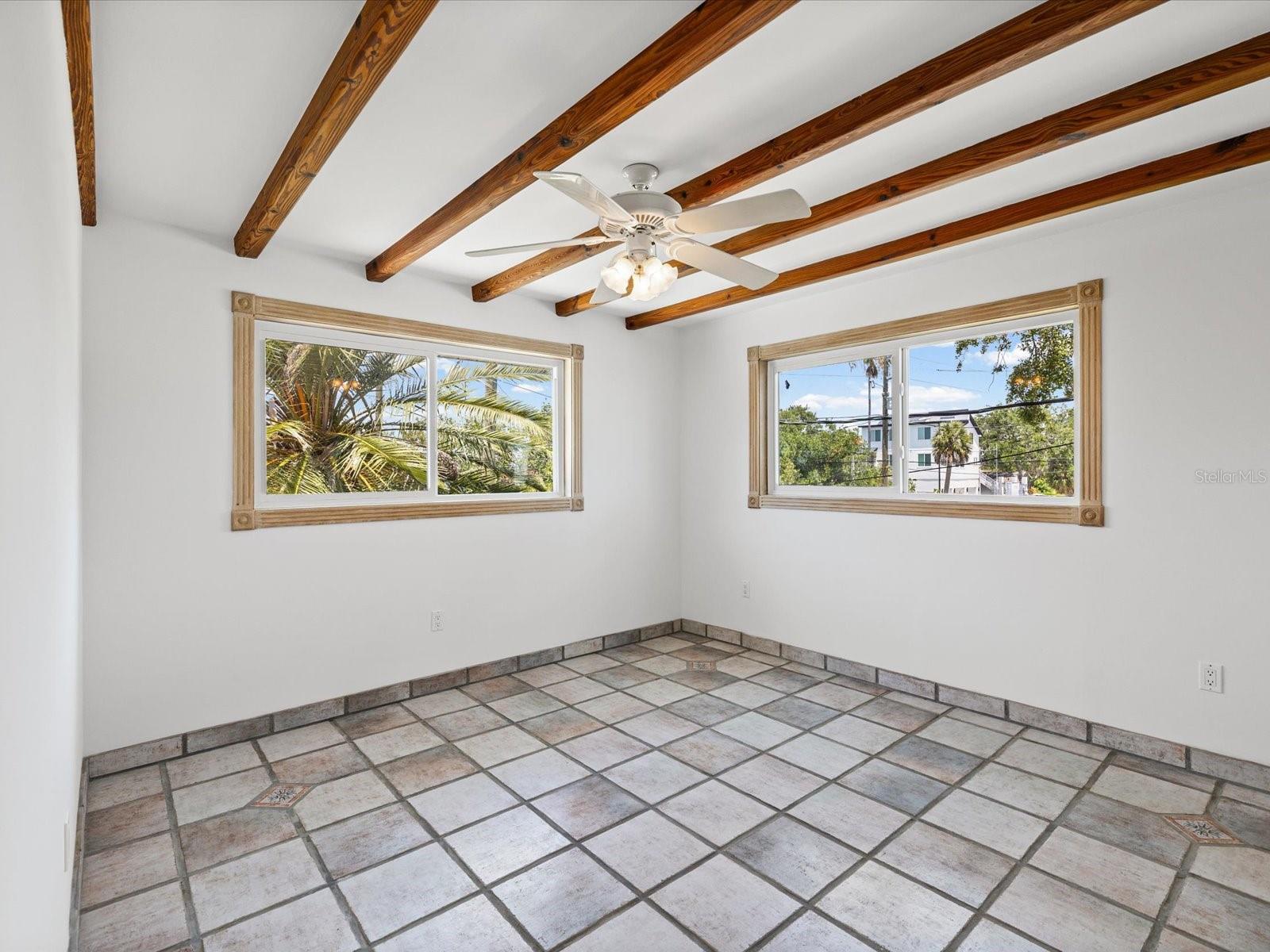 1647 Sea Breeze Dr Property Photo 26