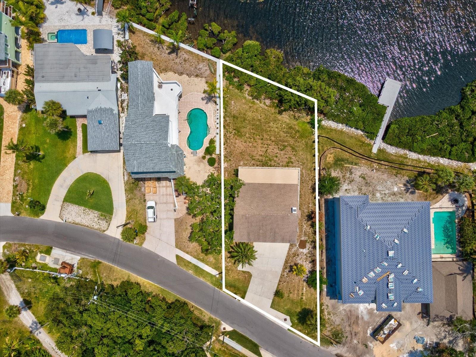 1647 Sea Breeze Dr Property Photo 40