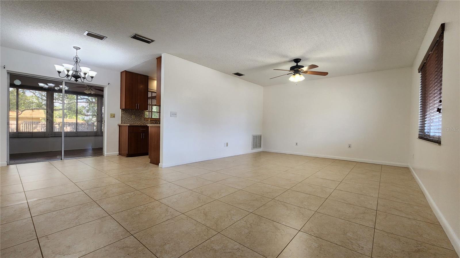 4518 Yorkshire Ave Property Photo 8