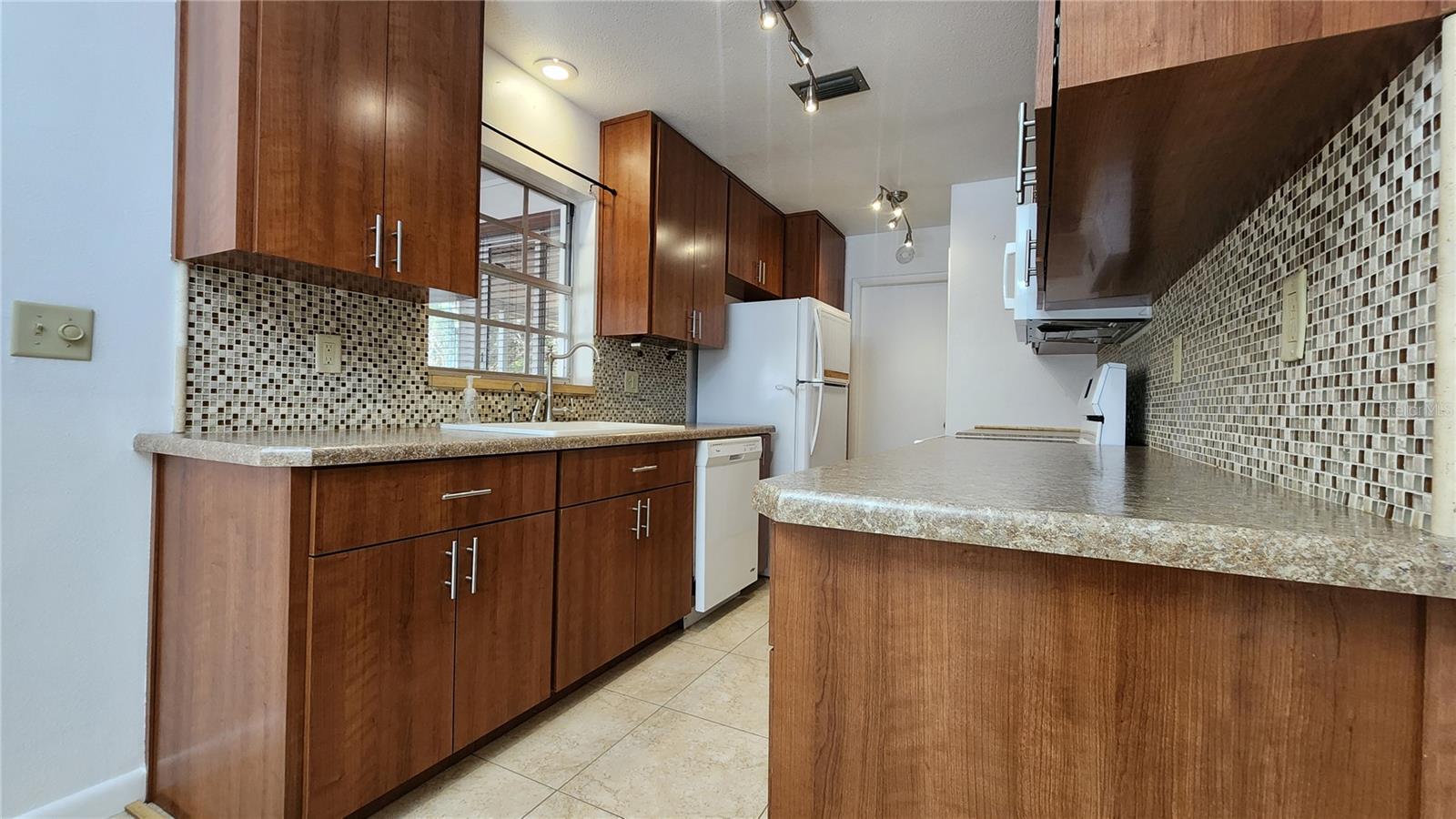4518 Yorkshire Ave Property Photo 13