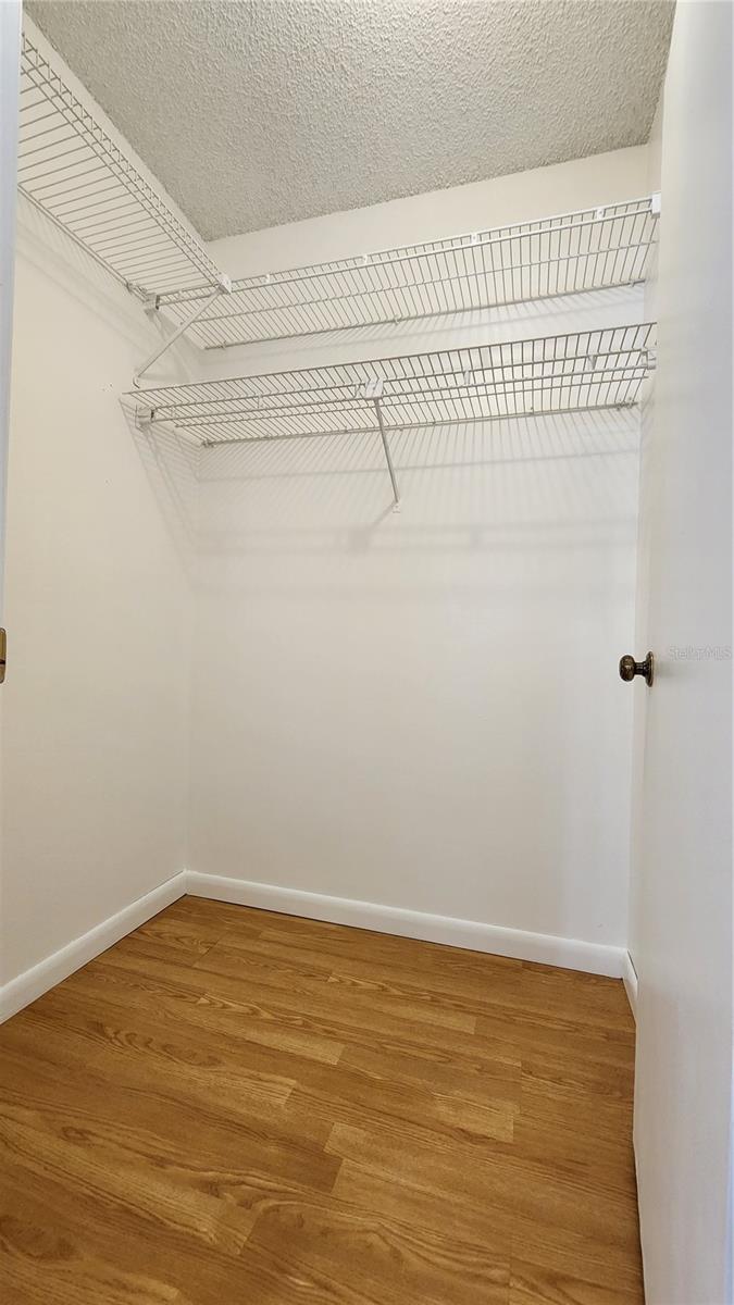 4518 Yorkshire Ave Property Photo 34
