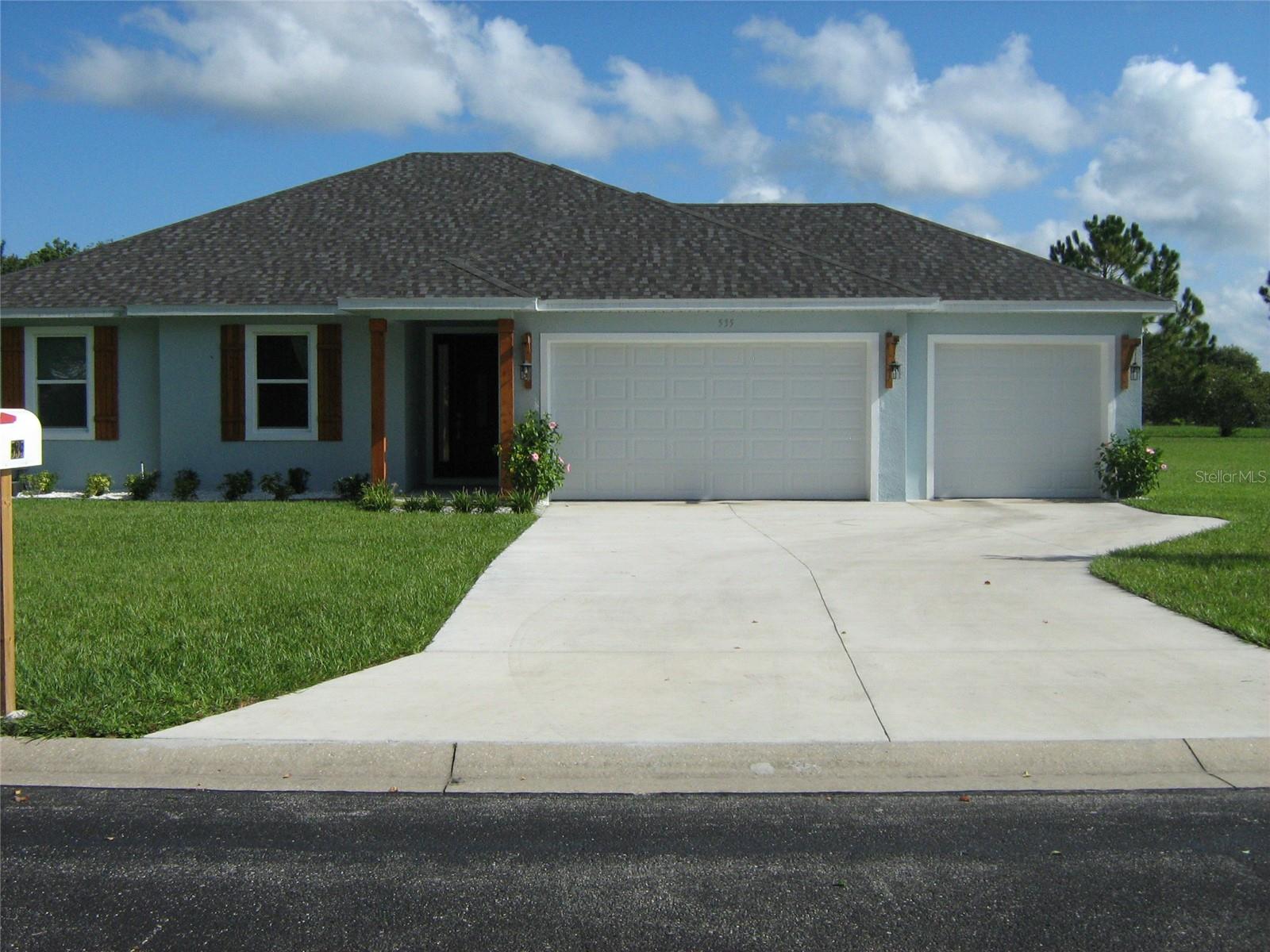 535 Dowling Cir Property Photo 1