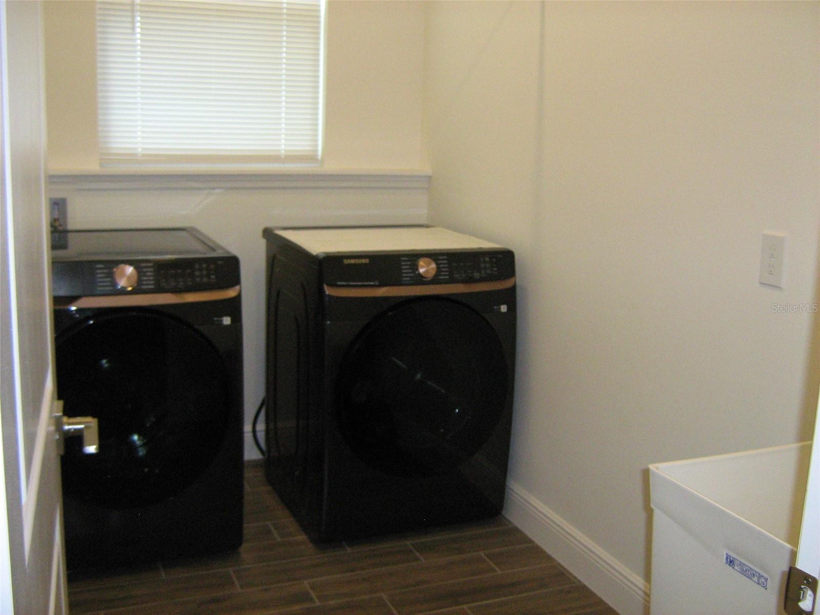 535 Dowling Cir Property Photo 11